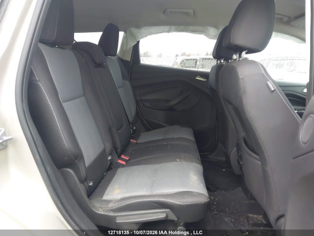 Ford ESCAPE SE 2017 1FMCU9G92HUD00195 Image 8