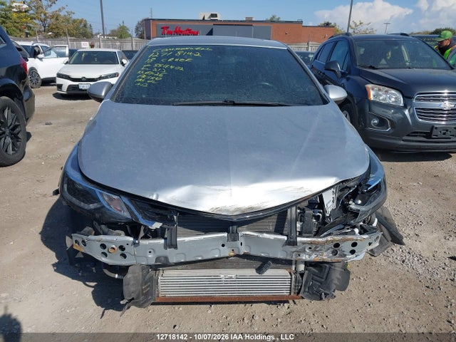 12718142 :رقم المزاد ، 3G1BH6SE4JS554402 vin ، 2018 Chevrolet Cruze Lt مزاد بيع