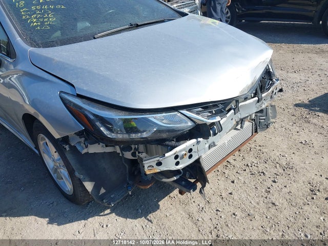 12718142 :رقم المزاد ، 3G1BH6SE4JS554402 vin ، 2018 Chevrolet Cruze Lt مزاد بيع