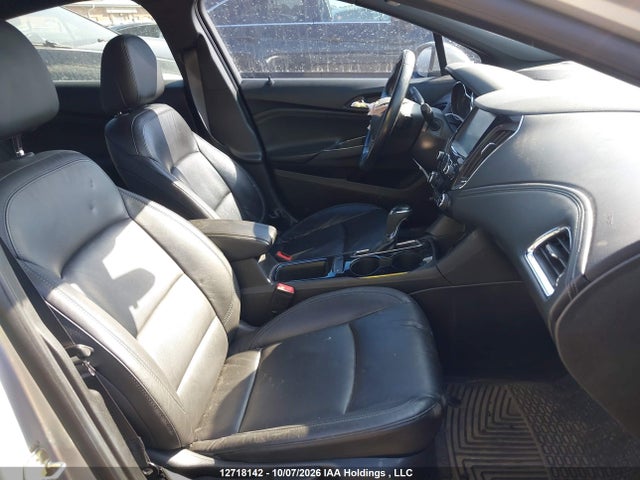 12718142 :رقم المزاد ، 3G1BH6SE4JS554402 vin ، 2018 Chevrolet Cruze Lt مزاد بيع
