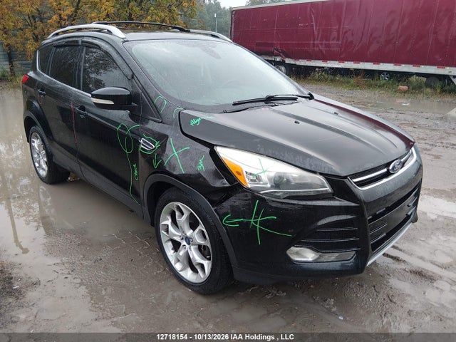 2013 Ford Escape მანქანა იყიდება აუქციონზე, vin: 1FMCU9J98DUA15228, აუქციონის ნომერი: 12718154