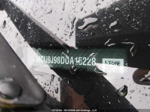 2013 Ford Escape მანქანა იყიდება აუქციონზე, vin: 1FMCU9J98DUA15228, აუქციონის ნომერი: 12718154