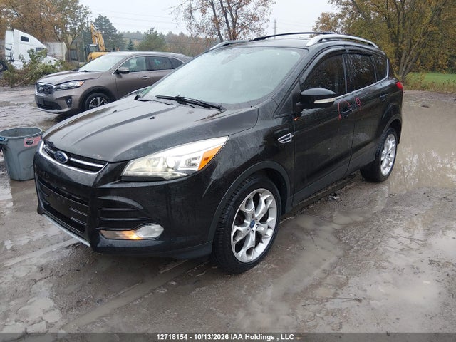 2013 Ford Escape მანქანა იყიდება აუქციონზე, vin: 1FMCU9J98DUA15228, აუქციონის ნომერი: 12718154