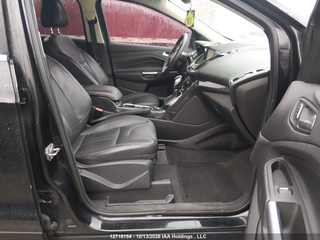 2013 Ford Escape მანქანა იყიდება აუქციონზე, vin: 1FMCU9J98DUA15228, აუქციონის ნომერი: 12718154