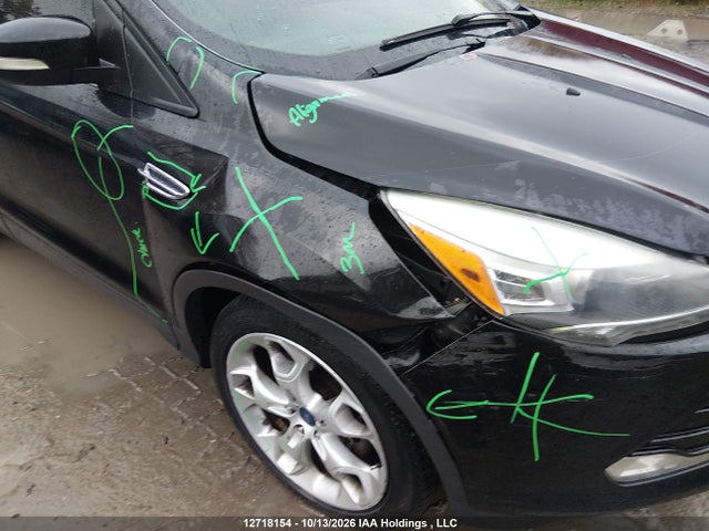 2013 Ford Escape მანქანა იყიდება აუქციონზე, vin: 1FMCU9J98DUA15228, აუქციონის ნომერი: 12718154