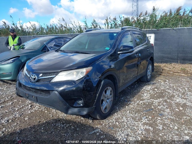 Toyota RAV4 LE 2014 2T3ZFREV1EW106300 Image 2