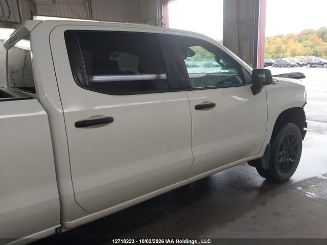 3GCUDCED7RG307063 Chevrolet Silverado K1500 Trail Boss Custom
