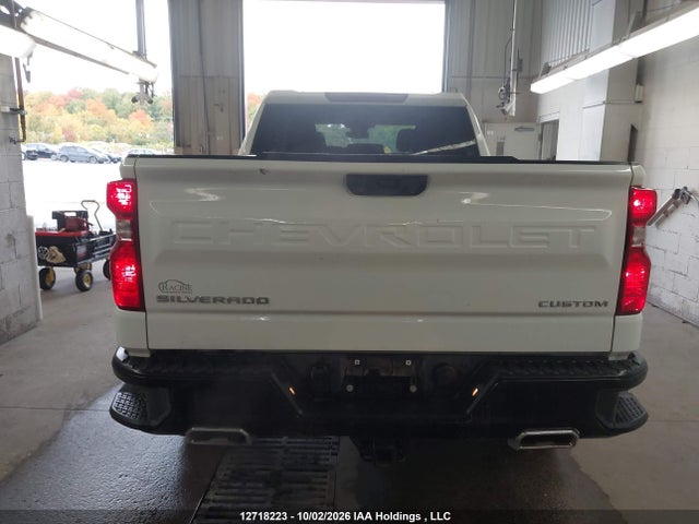 3GCUDCED7RG307063 Chevrolet Silverado K1500 Trail Boss Custom