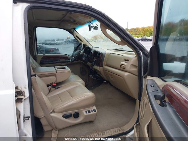 12718229 :رقم المزاد ، 1FTWW33P15EC14654 vin ، 2005 Ford F-350 Lariat/xl/xlt مزاد بيع