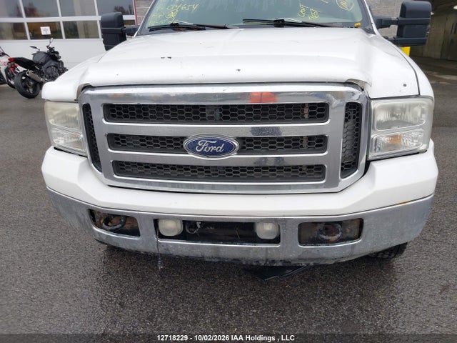 12718229 :رقم المزاد ، 1FTWW33P15EC14654 vin ، 2005 Ford F-350 Lariat/xl/xlt مزاد بيع