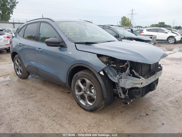 2025 Ford Escape St-line მანქანა იყიდება აუქციონზე, vin: 1FMCU9MN9SUB54208, აუქციონის ნომერი: 12718238