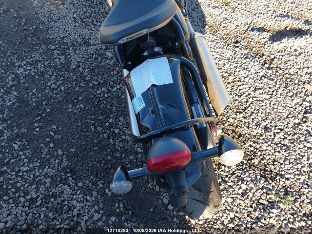 Triumph Motorcycle Bonneville Bobber 2023 SMTD53HL5PTBH4173 Image 16