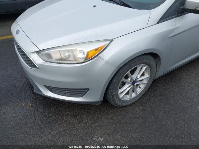 Ford FOCUS SE 2018 1FADP3K21JL317739 Image 6