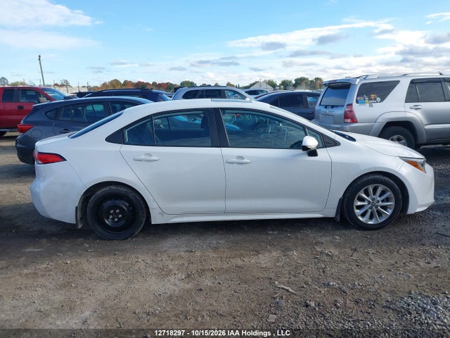 5YFBPRBE3LP108494 Toyota COROLLA LE