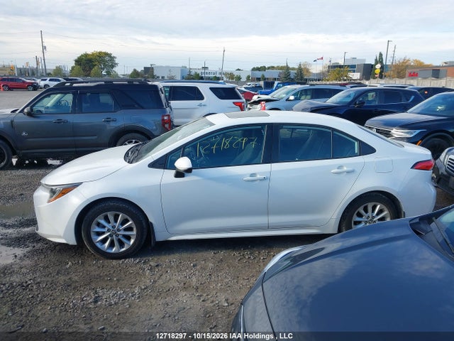 5YFBPRBE3LP108494 Toyota COROLLA LE