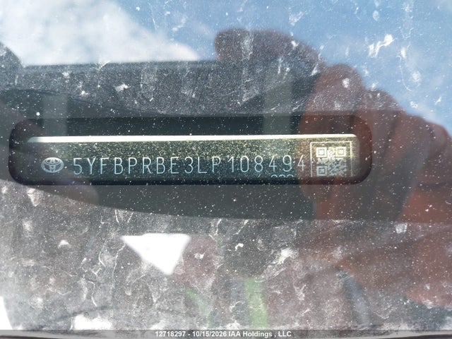 5YFBPRBE3LP108494 Toyota COROLLA LE
