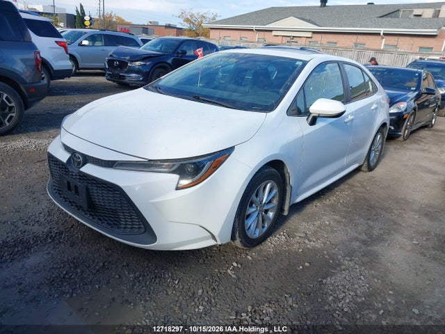 5YFBPRBE3LP108494 Toyota COROLLA LE