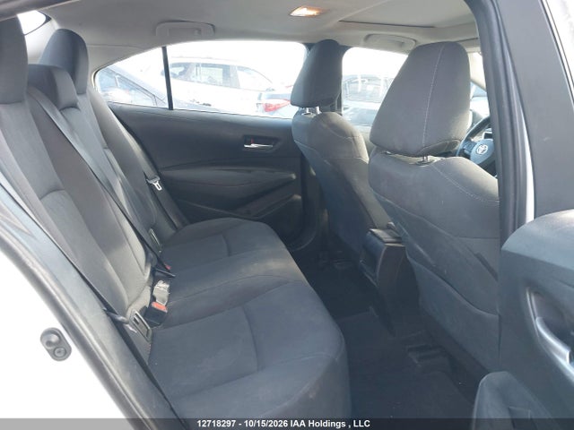 5YFBPRBE3LP108494 Toyota COROLLA LE