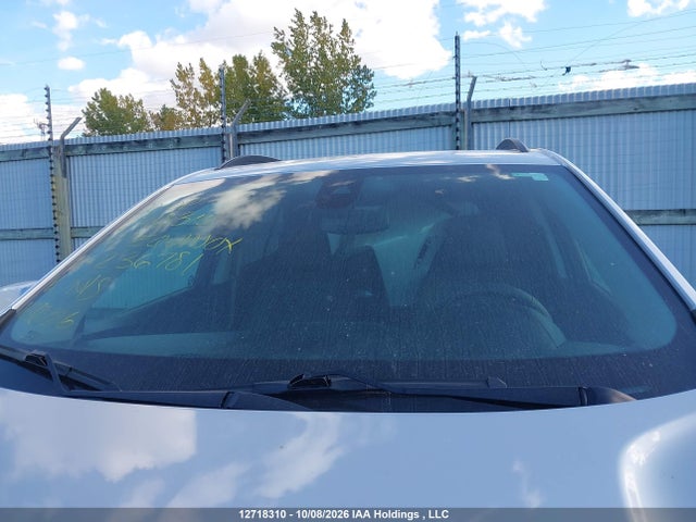 12718310 :رقم المزاد ، 3GNAXUEV8NL236781 vin ، 2022 Chevrolet Equinox Lt مزاد بيع