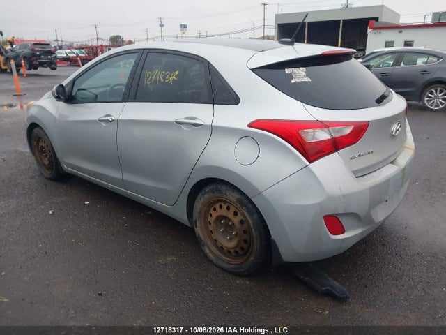 Hyundai ELANTRA GT 2016 KMHD35LH8GU264721 Image 3