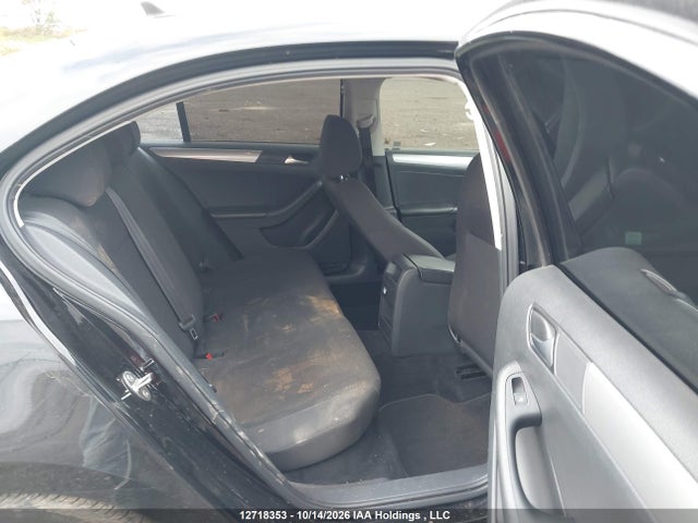 Продажа на аукционе авто 2015 Volkswagen Jetta S, vin: 3VW1K7AJ6FM415261, номер лота: 12718353