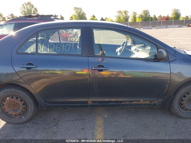 12702670 :رقم المزاد ، JTDBT923271126909 vin ، 2007 Toyota Yaris مزاد بيع