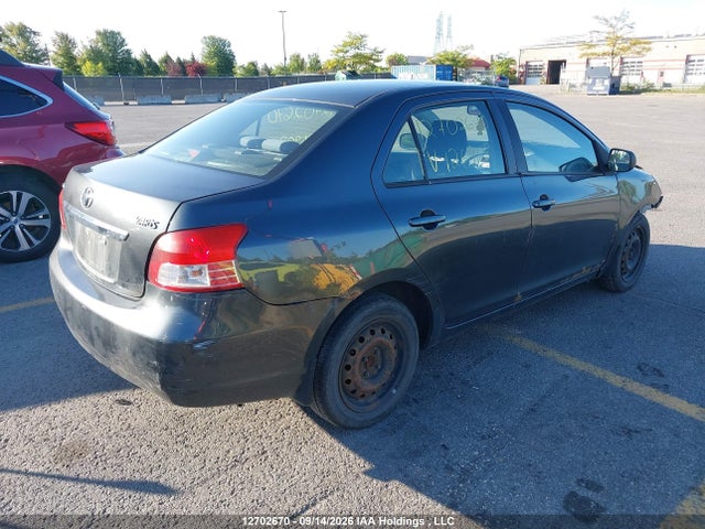 12702670 :رقم المزاد ، JTDBT923271126909 vin ، 2007 Toyota Yaris مزاد بيع