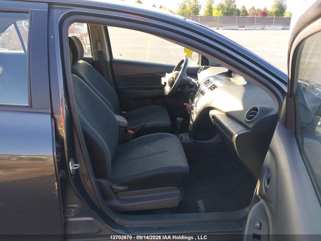 12702670 :رقم المزاد ، JTDBT923271126909 vin ، 2007 Toyota Yaris مزاد بيع