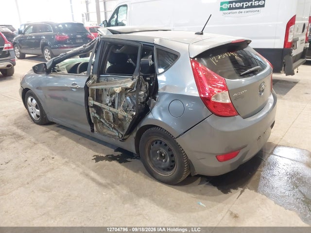 Hyundai ACCENT SE 2017 KMHCT5AE4HU354423 Image 3