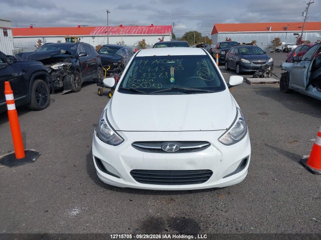 12715705 :رقم المزاد ، KMHCT5AE3HU333689 vin ، 2017 Hyundai Accent Gl مزاد بيع