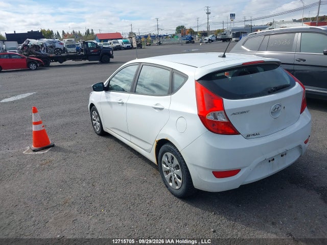 12715705 :رقم المزاد ، KMHCT5AE3HU333689 vin ، 2017 Hyundai Accent Gl مزاد بيع