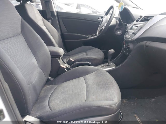 12715705 :رقم المزاد ، KMHCT5AE3HU333689 vin ، 2017 Hyundai Accent Gl مزاد بيع