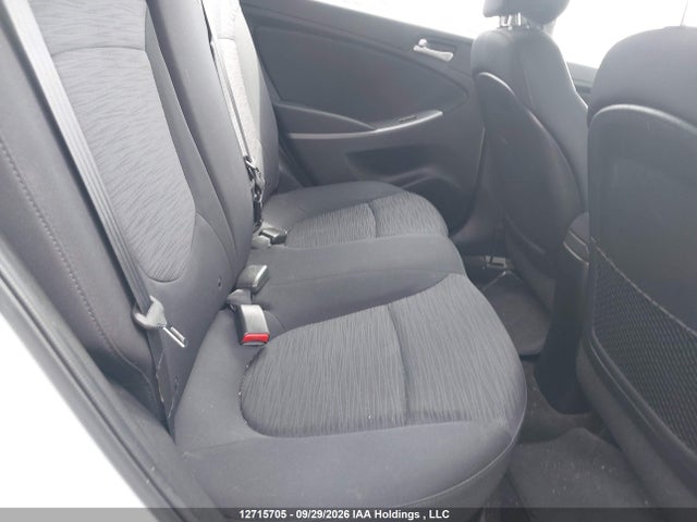 12715705 :رقم المزاد ، KMHCT5AE3HU333689 vin ، 2017 Hyundai Accent Gl مزاد بيع