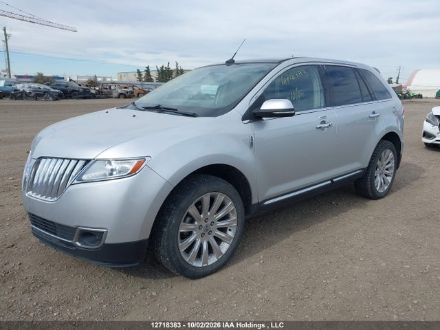 12718383 :رقم المزاد ، 2LMDJ8JK2DBL34872 vin ، 2013 Lincoln Mkx مزاد بيع
