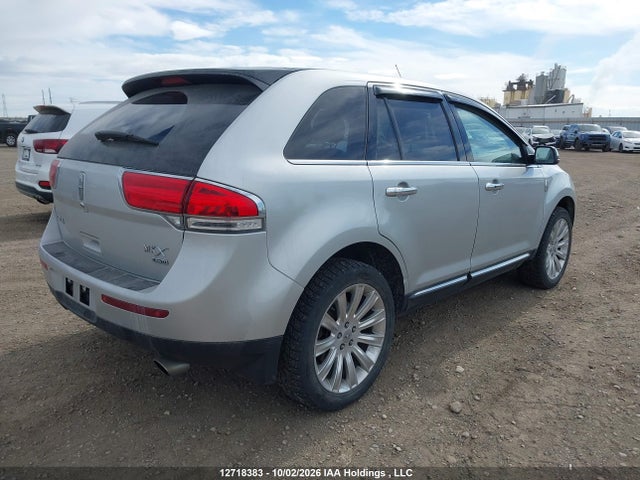 12718383 :رقم المزاد ، 2LMDJ8JK2DBL34872 vin ، 2013 Lincoln Mkx مزاد بيع