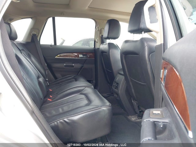 12718383 :رقم المزاد ، 2LMDJ8JK2DBL34872 vin ، 2013 Lincoln Mkx مزاد بيع