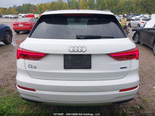 WA1AUCF32S1073633 Audi Q3 Premium 40