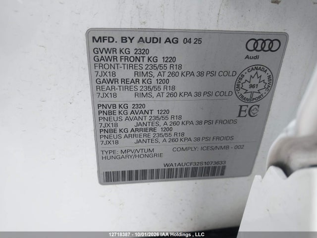 WA1AUCF32S1073633 Audi Q3 Premium 40