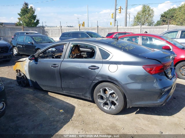 2021 Kia Forte Ex მანქანა იყიდება აუქციონზე, vin: 3KPF54AD6ME391270, აუქციონის ნომერი: 12718402