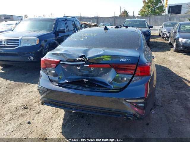 2021 Kia Forte Ex მანქანა იყიდება აუქციონზე, vin: 3KPF54AD6ME391270, აუქციონის ნომერი: 12718402