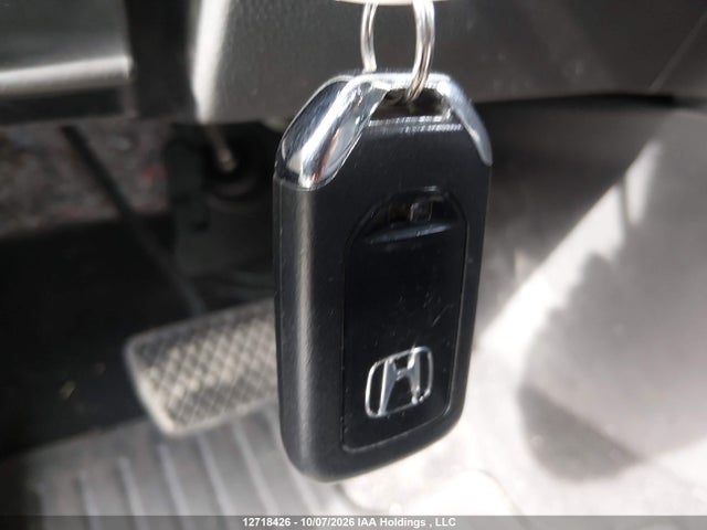 Honda CR-V 2018 2HKRW2H26JH140114 Image 11