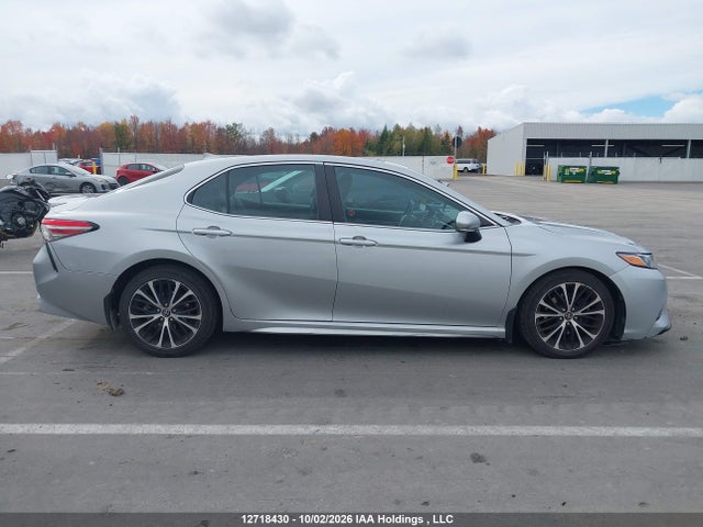 4T1B11HK1JU116332 Toyota CAMRY SE
