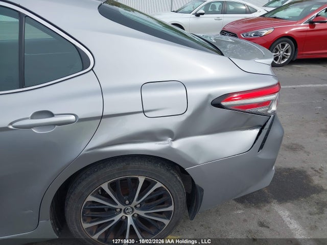 4T1B11HK1JU116332 Toyota CAMRY SE