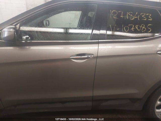 Продаж на аукціоні авто 2013 Hyundai Santa Fe Sport, vin: 5XYZUDLA9DG107085, номер лоту: 12718433