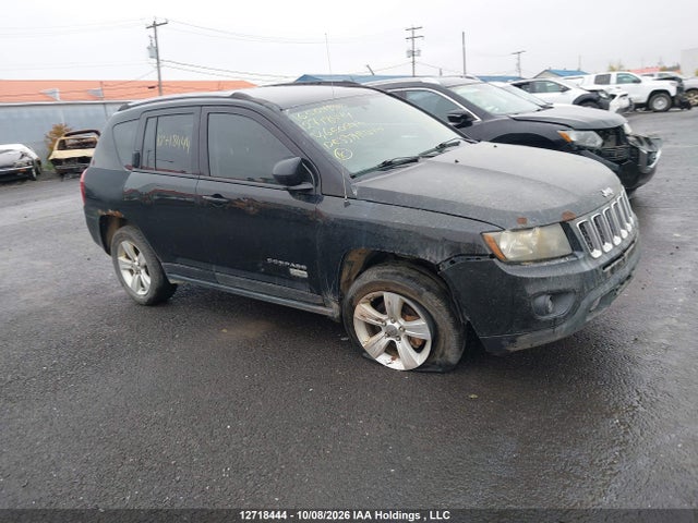2016 1C4NJDAB4GD650642 main image