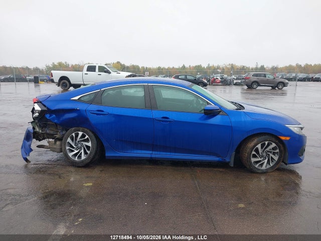 Продажа на аукционе авто 2018 Honda Civic Se, vin: 2HGFC2F6XJH018402, номер лота: 12718494