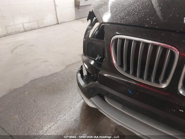 12718542 :رقم المزاد ، WBAVL1C53FVY28238 vin ، 2015 Bmw X1 Xdrive28i مزاد بيع