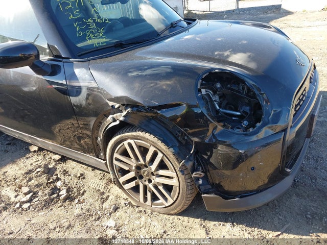 Mini Cooper 2025 WMW13GD06S2W67612 Image 6