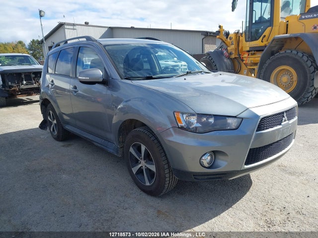 12718573 :رقم المزاد ، JA4JT3AX1DU605338 vin ، 2013 Mitsubishi Outlander Se مزاد بيع
