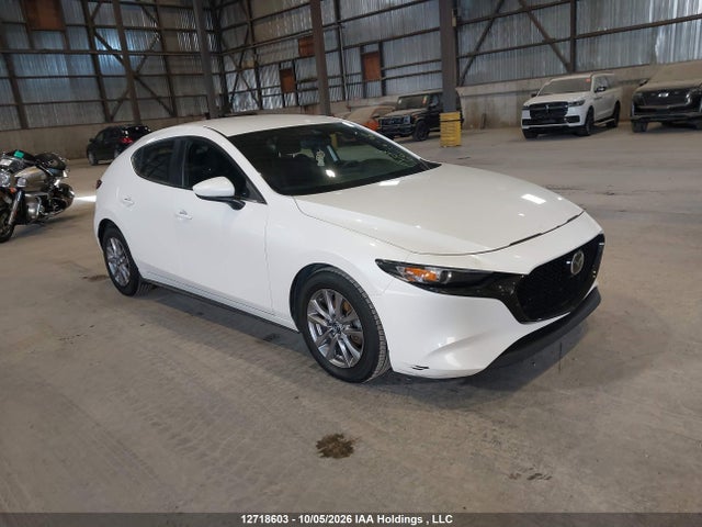 12718603 :رقم المزاد ، JM1BPALL7M1303177 vin ، 2021 Mazda 3 Preferred مزاد بيع